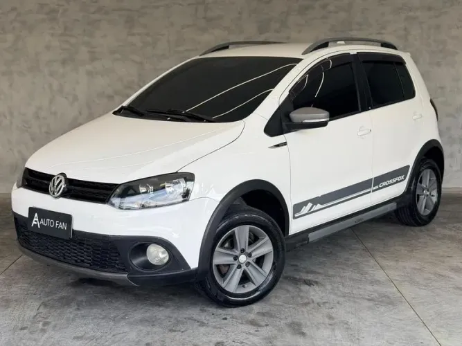 Volkswagen Crossfox 1.6 MI Total Flex 8V 5P 2012