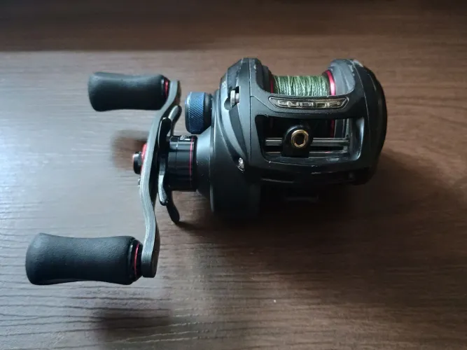 Carretilha Marine Lubina Black Widon GTO