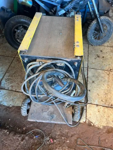 MÁQUINA DE SOLDA