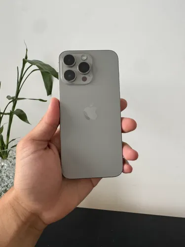 iPhone 15 Pro Max 256GB - estado de zero!