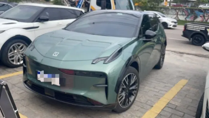 Zeekr X Flagship Flagship (elétrico) 2025