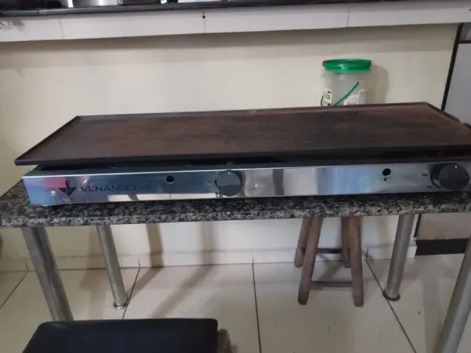 chapa de lanches venancio a gás 400$ 90p35cm usada uma vzs *