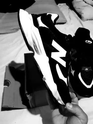 VENDO TÊNIS ORIGINAL NEW BALANCE TAMANHO 41!