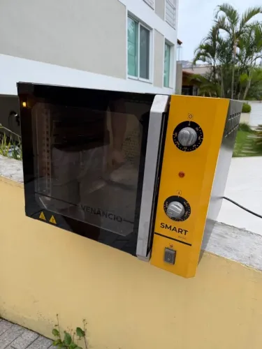 Forno eletrico para restaurante.
