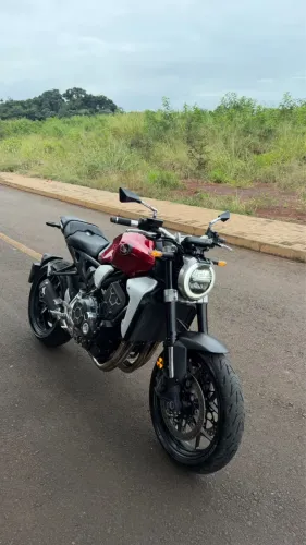 Vende-se CB1000R