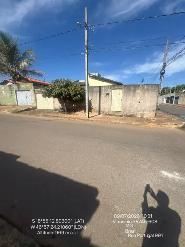 Casa de leilão em SERRA NEGRA / PATROCINIO / MG | Leilão SFI - Edital Único