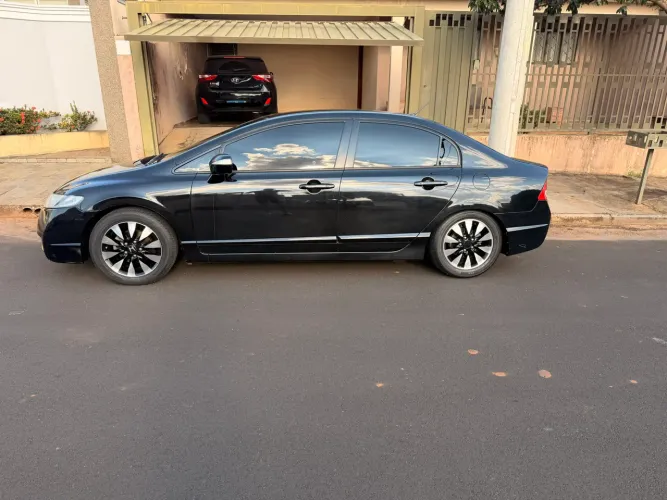 Honda Civic Sed. Lxl/ LXL SE 1.8 Flex 16V Aut. 2011