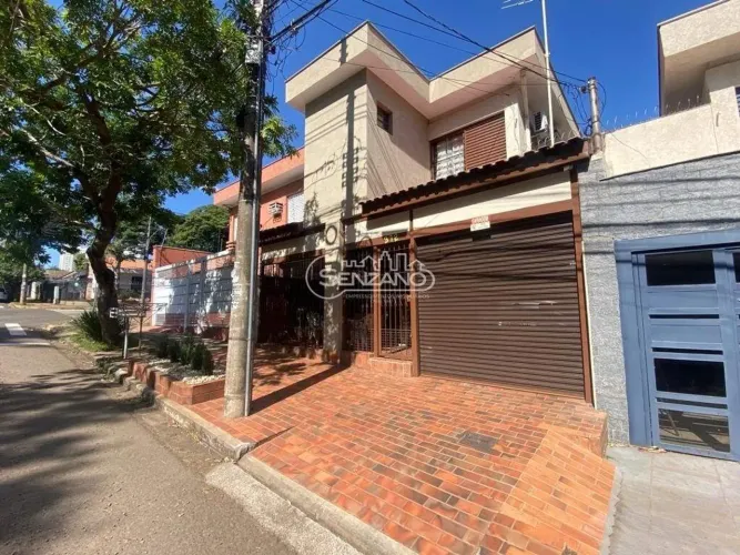 Sobrado em Centro