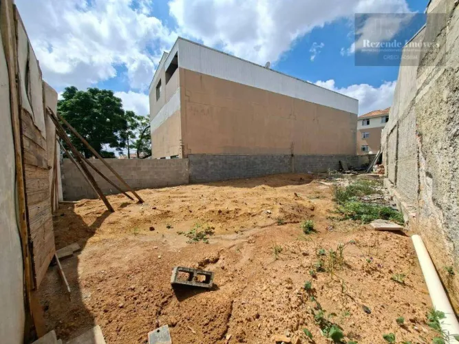 Terreno a venda no Fazendinha