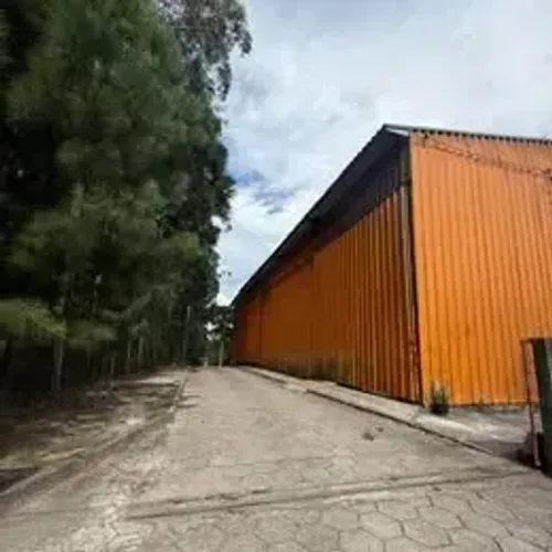 Oportunidade para investimento ou uso industrial/comercial Bairro dona Francisca em São B