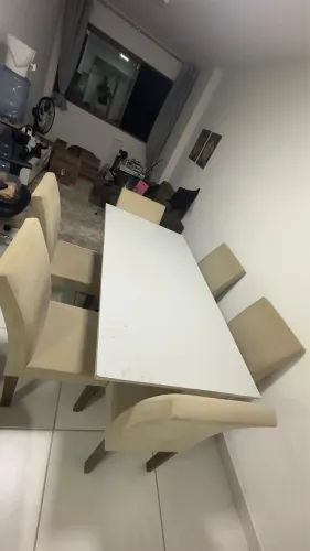 Mesa + 6 cadeiras