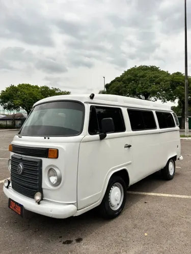 Volkswagen Kombi Escolar/50 Anos 1.4 MI Total Flex 2010