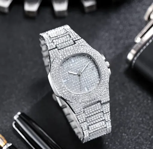 Relógio masculino com strass brilhante