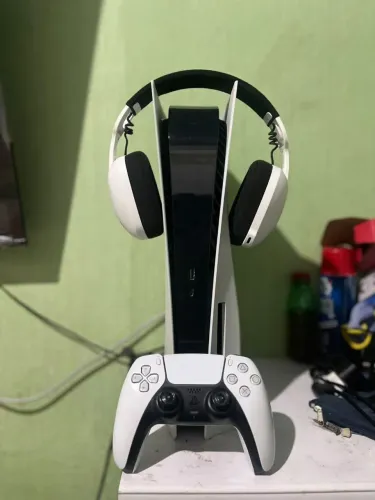 Ps5 2600 pra sair logo,estado novo