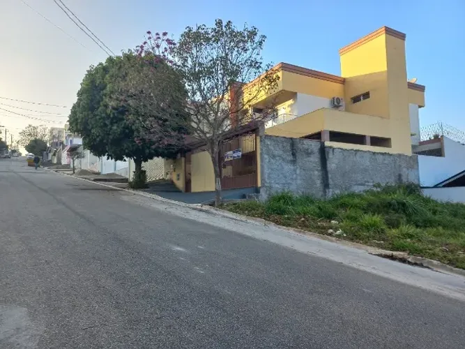 CASA EM ARAÇARIGUAMA - VENDA OU PERMUTA