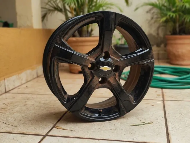 Roda liga leve aro 15 Onix/Prisma Black piano peça única [leia o anúncio] 