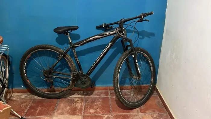 Vendo bicicleta de marcha aro 29