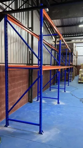 Porta Paletes Usado Estado de Novo - Módulo 2,30m x 1m