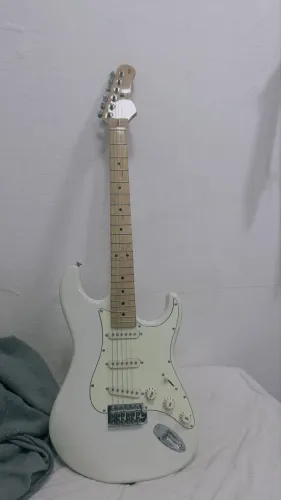 Guitarra Tagima Tg530 + pedaleira VAmp 3 + acessórios
