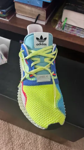 Tênis adidas zx 4000