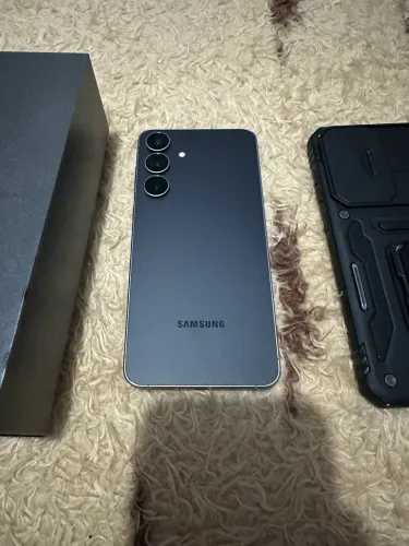 Samsung S25 FE 