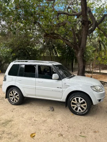 Mitsubishi Pajero TR4 2.0/ 2.0 Flex 16V 4X4 Aut. 2013
