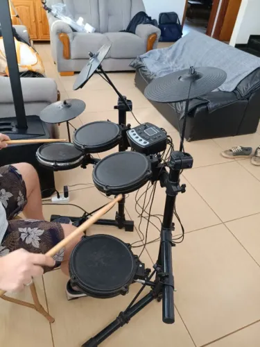 Música e instrumentos - Bateria eletrônica