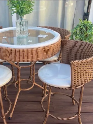 Mesa área externa jardim sacada banquetas 