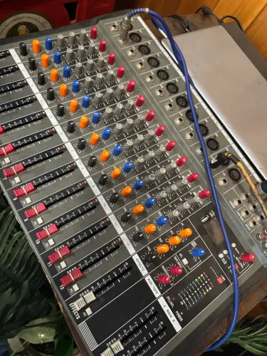 Mesa de Som