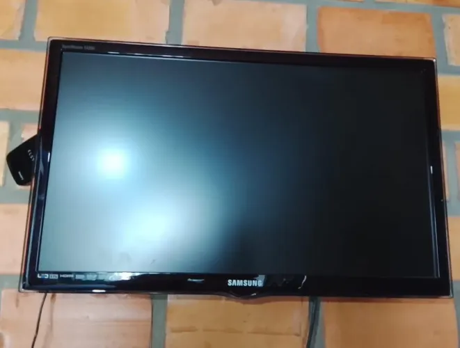 TV/monitor Led Samsung 27