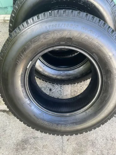 4  = Pneu 265 / 70 R16 