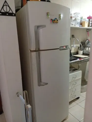 Geladeira Brastemp frost free 352 litros