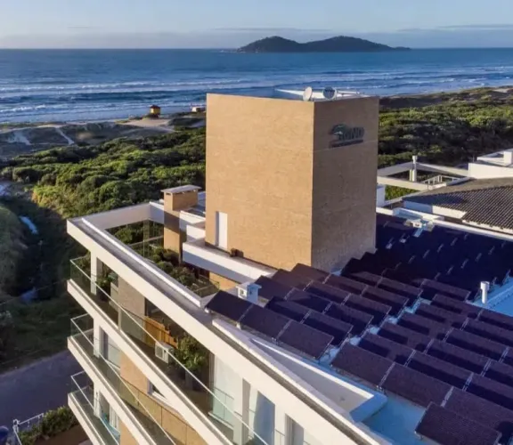 Apartamento frente mar à venda na Praia do Novo Campeche com 3 suítes - Florianópolis - SC