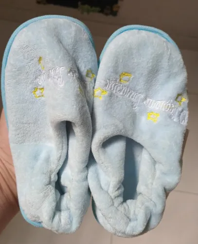 Pantufa O Pequeno Príncipe azul claro tam 25 palmilha 16 cm Seminovo usada 1x