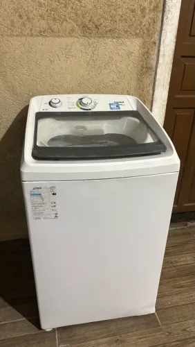 Máquina de lavar roupas