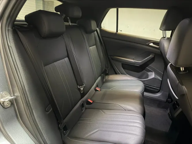 Volkswagen T-Cross Highline 1.4 TSI Flex 16V 5P AUT 2025