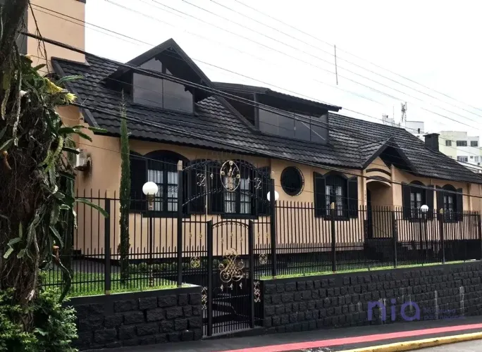 Casa a venda no Bom Abrigo
