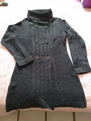 Roupa semi nova