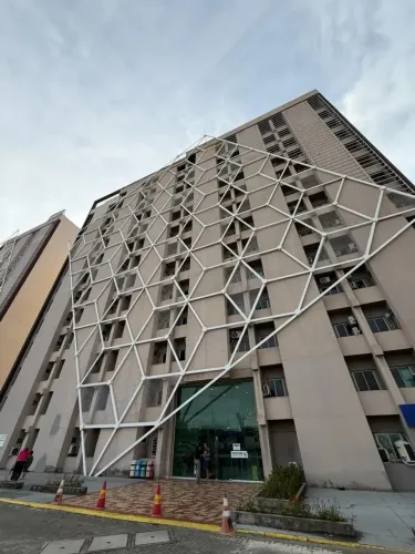 Imóvel para aluguel possui 25 metros quadrados em Jereissati I - Maracanaú - CE