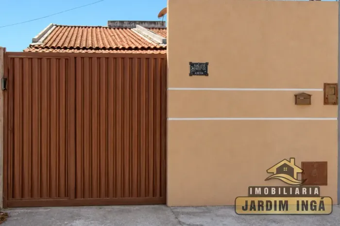 Casa com Garagem Coberta e Quintal no Jardim do Ingá R$ 170 Mil