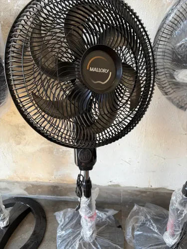 Ventilador de 40 centímetros 110volts Mallory (Novo)