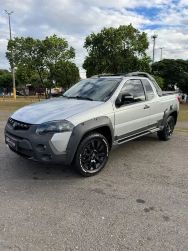 Fiat Strada Adventure 1.8/ 1.8 Locker Flex CE 2015