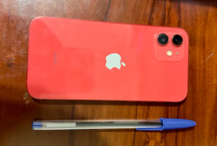 iPhone 12 RED