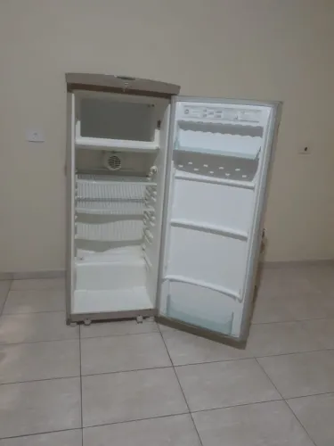 Geladeira Brastemp funcionando perfeitamente