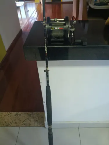 CARRETILHA PENN NOVA