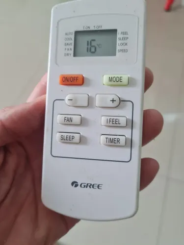 Baixfi!!!AR CONDICIONADO NOVO! COM CONTROLE