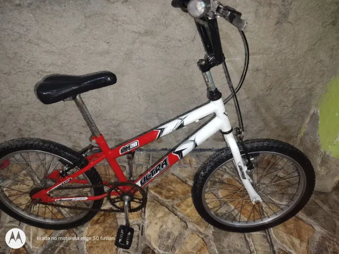 Duas Bicicletas em Ótimo Estado