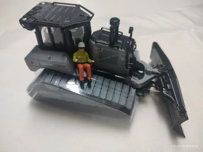 Miniatura Máquina Caterpillar D6 XE LGP