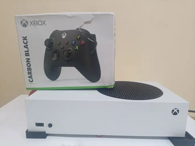 Xbox série s 512Gb + controle