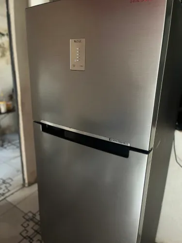 Geladeira Samsung seminova 1.200,00
